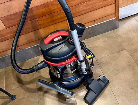 Comparison of Industrial Vacuum Cleaners and Commercial Vacuum Cleaners